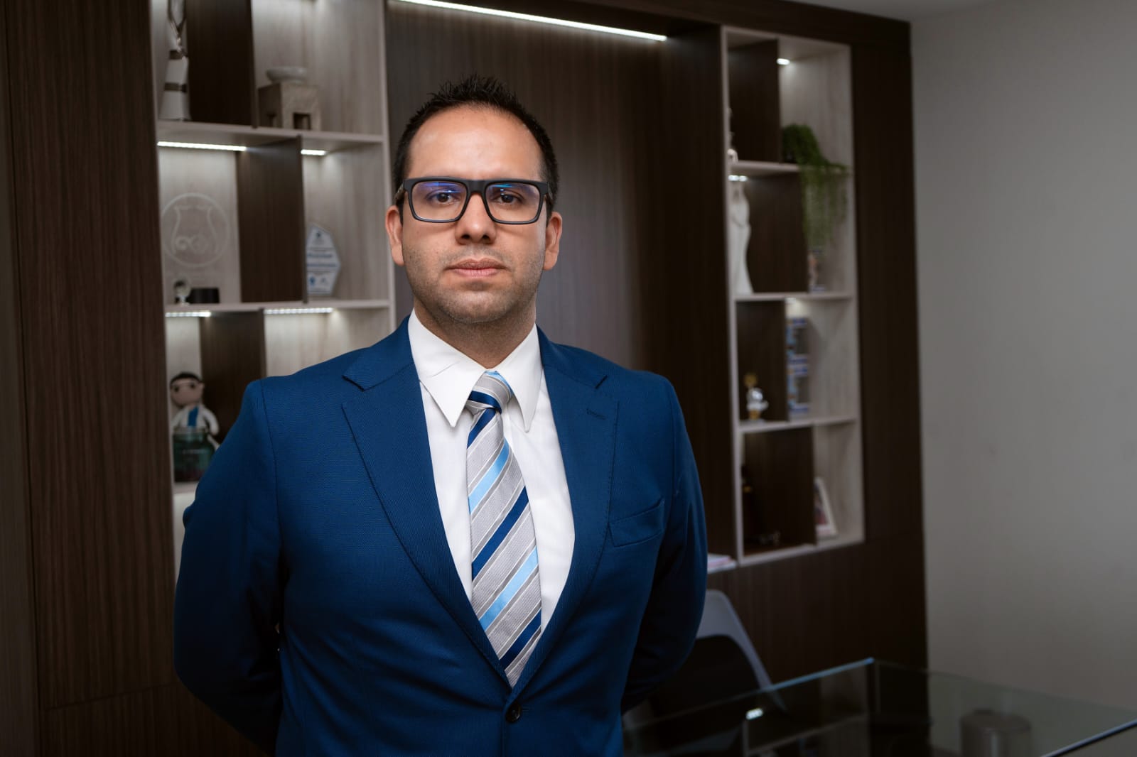 Dr. Armando Quiñones Mendoza